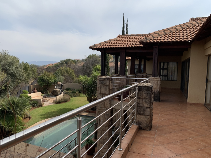 5 Bedroom Property for Sale in Birdwood Estate North West